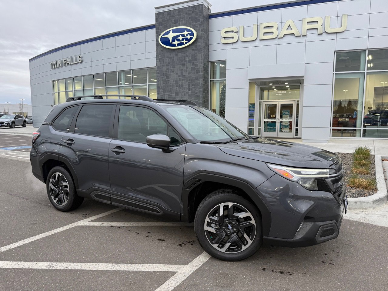 2025 Subaru Forester Limited's photo