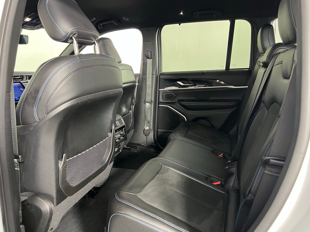 2022 Jeep Grand Cherokee Trailhawk 4xe photo 25