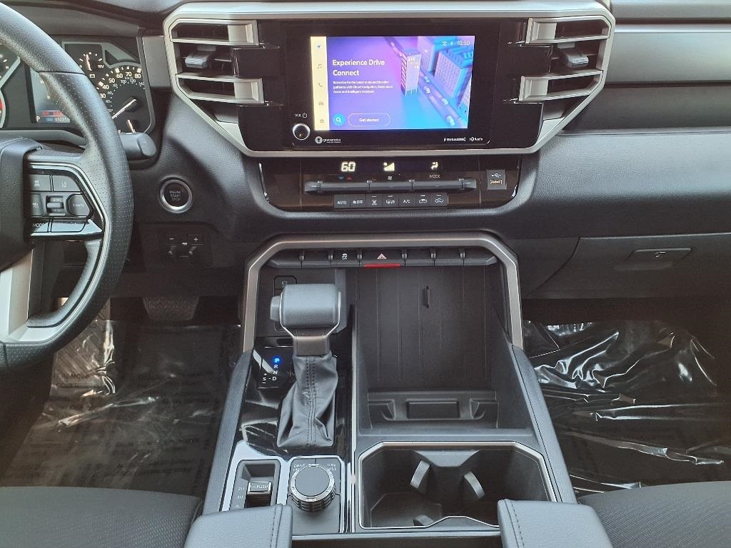 2023 Toyota Tundra SR5 CrewMax photo 14