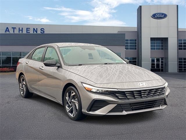 2025 Hyundai Elantra SEL