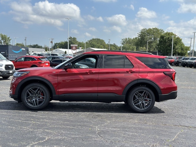 2025 Ford Explorer ST-Line photo 4
