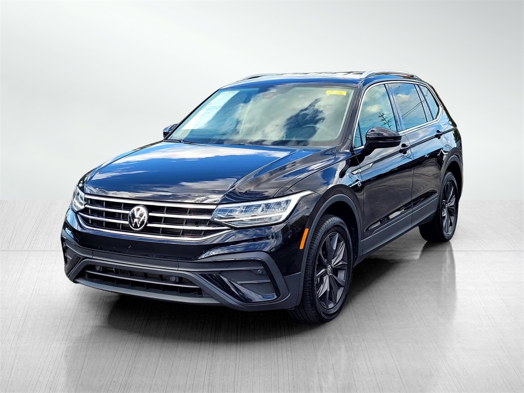 2024 Volkswagen Tiguan SE Wolfsburg Edition photo 6