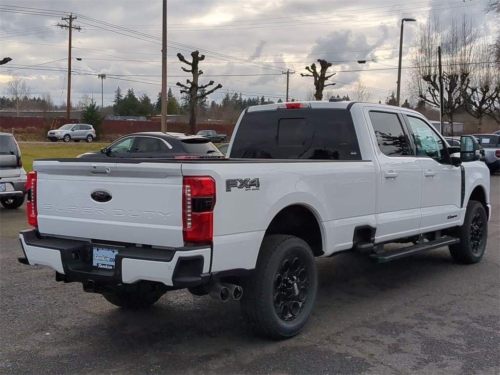 2024 Ford F-350 Lariat photo 6