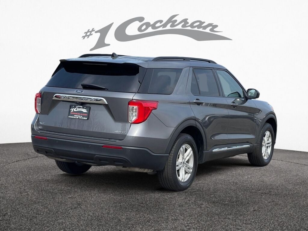 2022 Ford Explorer XLT photo 7