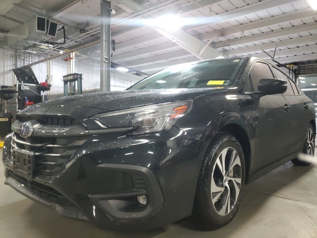 2025 Subaru Legacy Premium photo 2