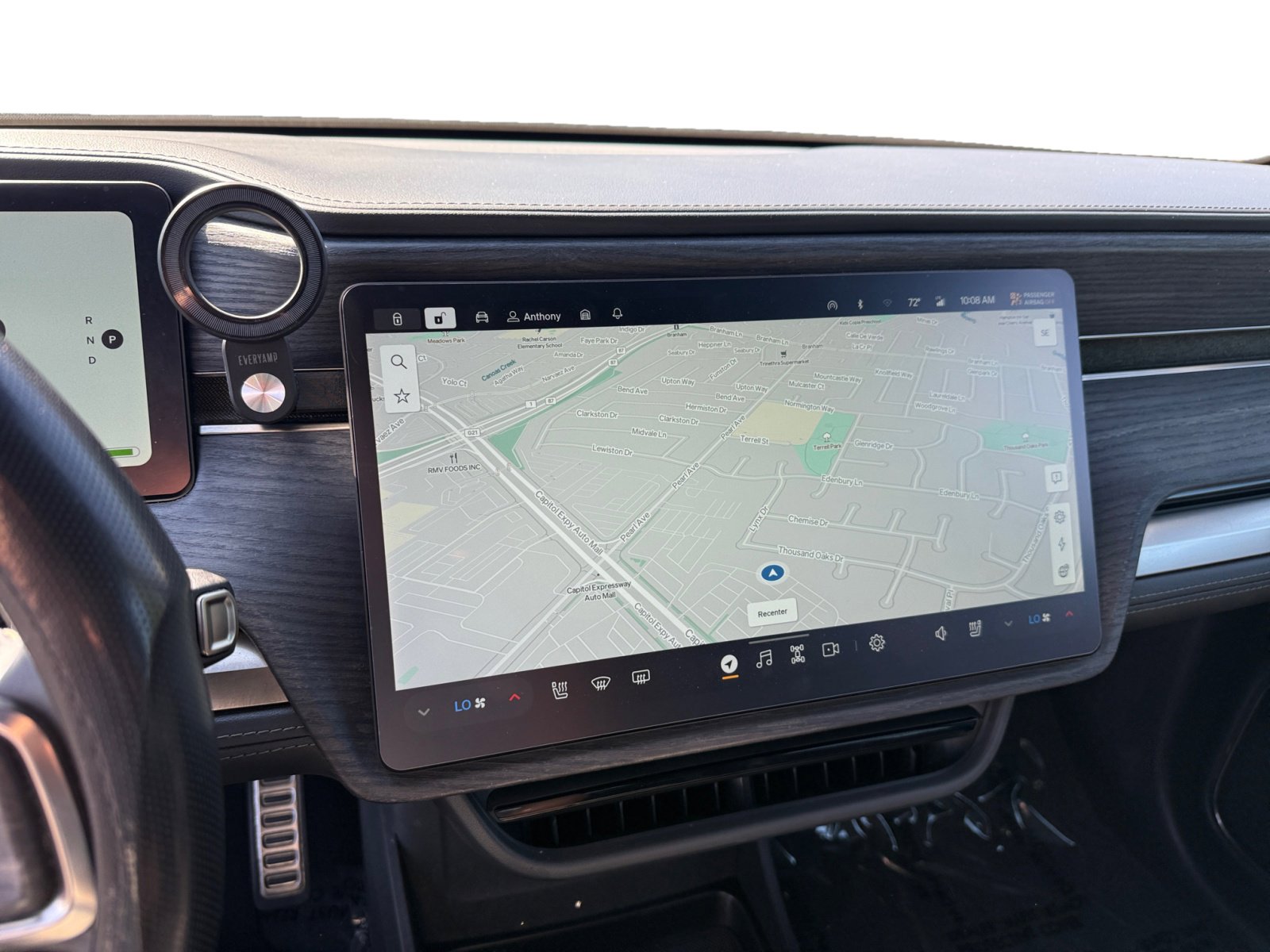 2023 Rivian R1T Launch Edition photo 6