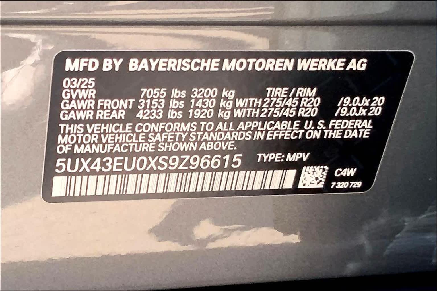 New 2025 Skyscraper Grey Metallic BMW xDrive50e image 21