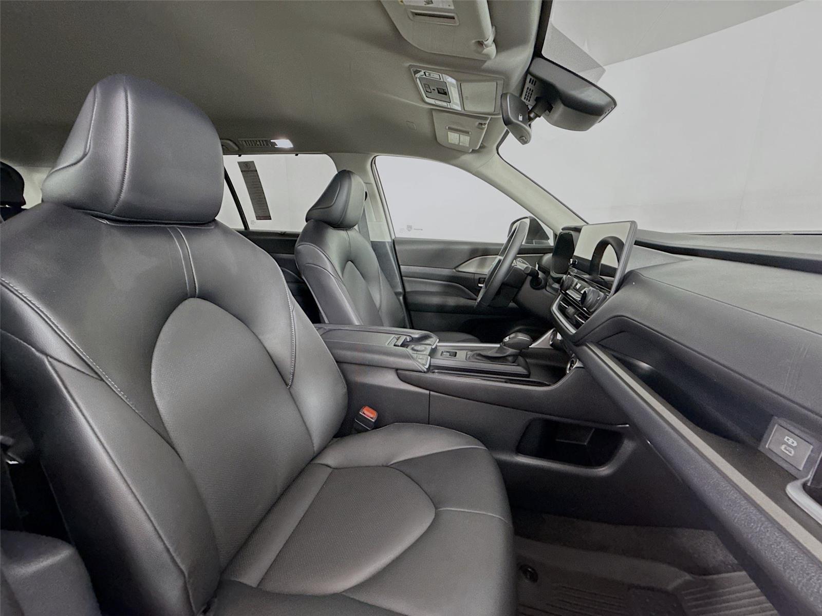2024 Toyota Grand Highlander XLE photo 43
