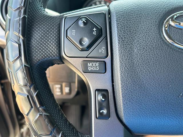 2020 Toyota Tacoma SR V6 photo 25