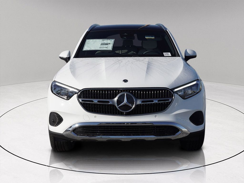 2026 Mercedes Benz GLC 300 photo 2