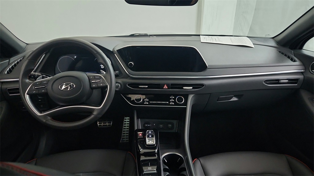 2022 Hyundai Sonata SEL Plus photo 16