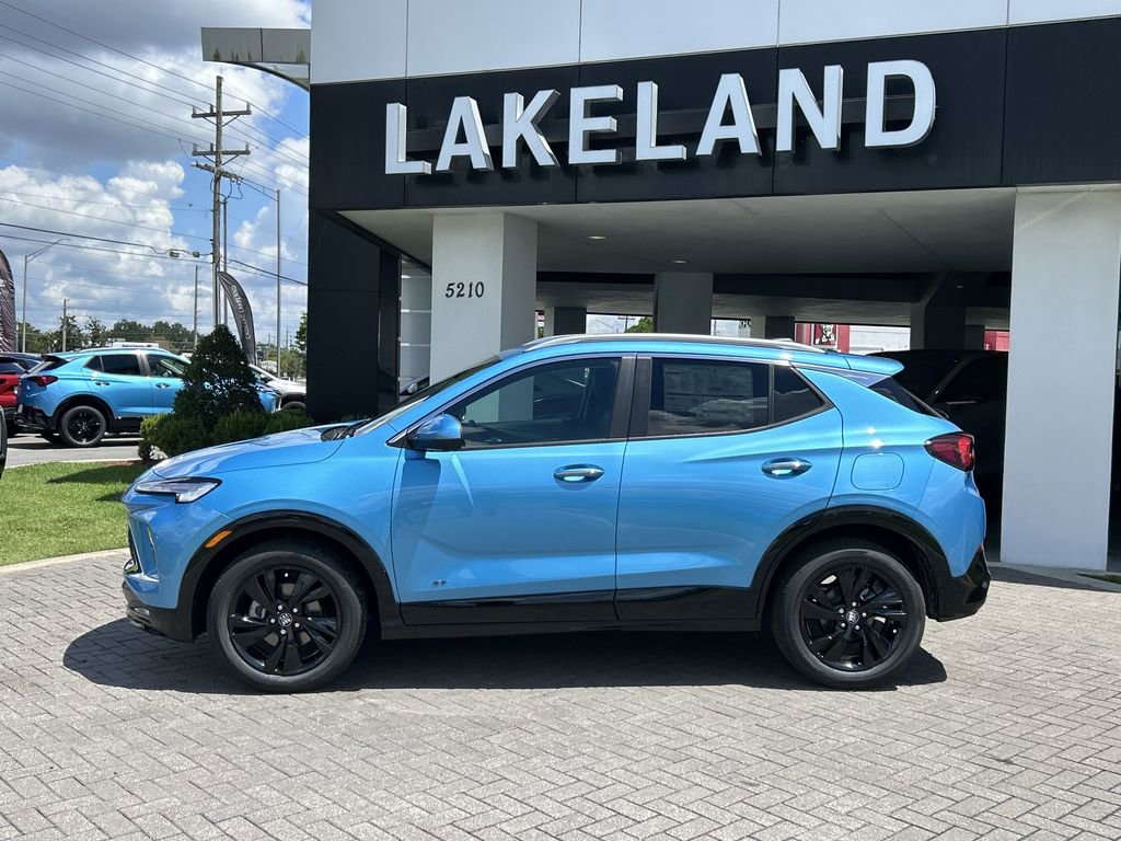 2026 Buick Encore GX Sport Touring photo 3