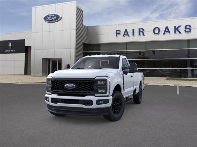 2025 Ford F-350 XL photo 2