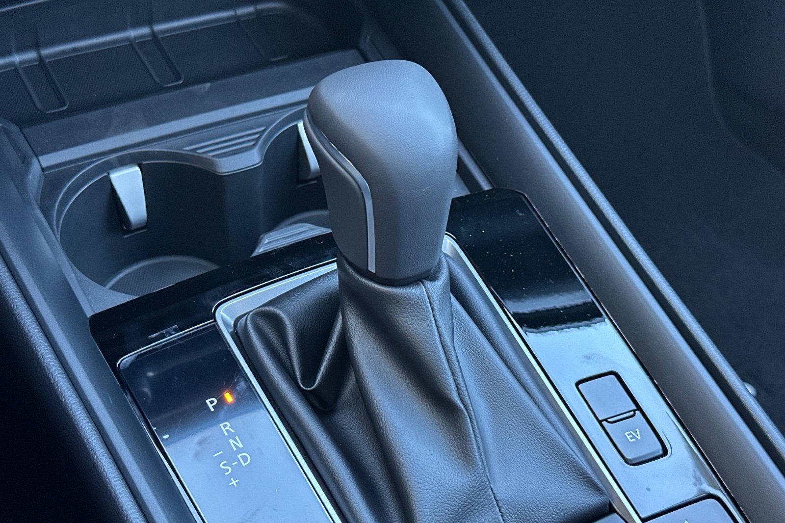 2025 Mazda CX-50 Premium photo 21