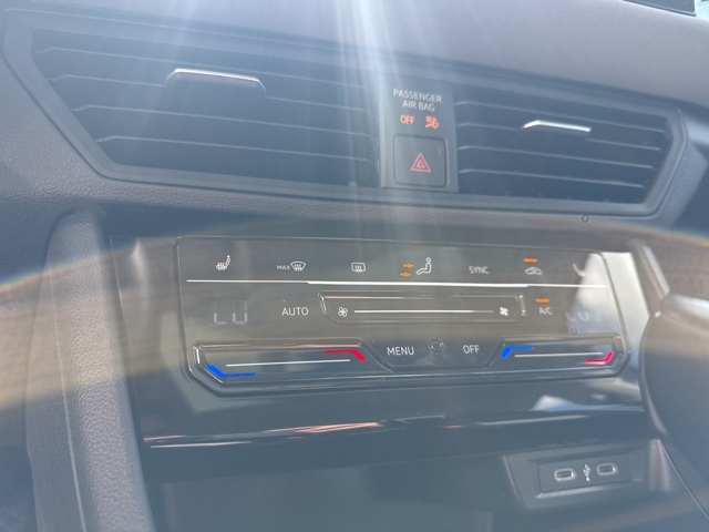 2025 Volkswagen Jetta 1.5T SE photo 17