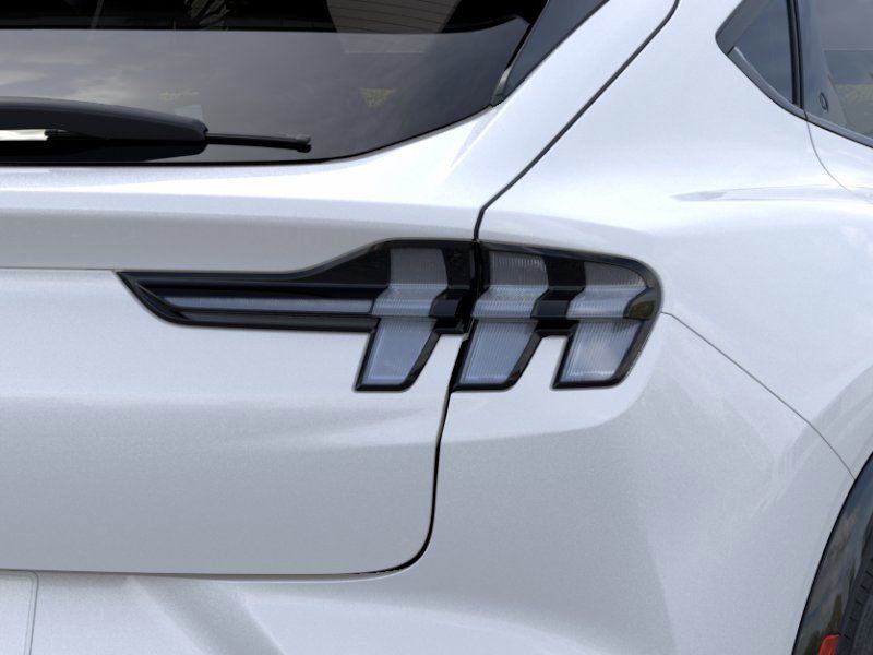 2025 Ford Mustang Mach-E Premium photo 20