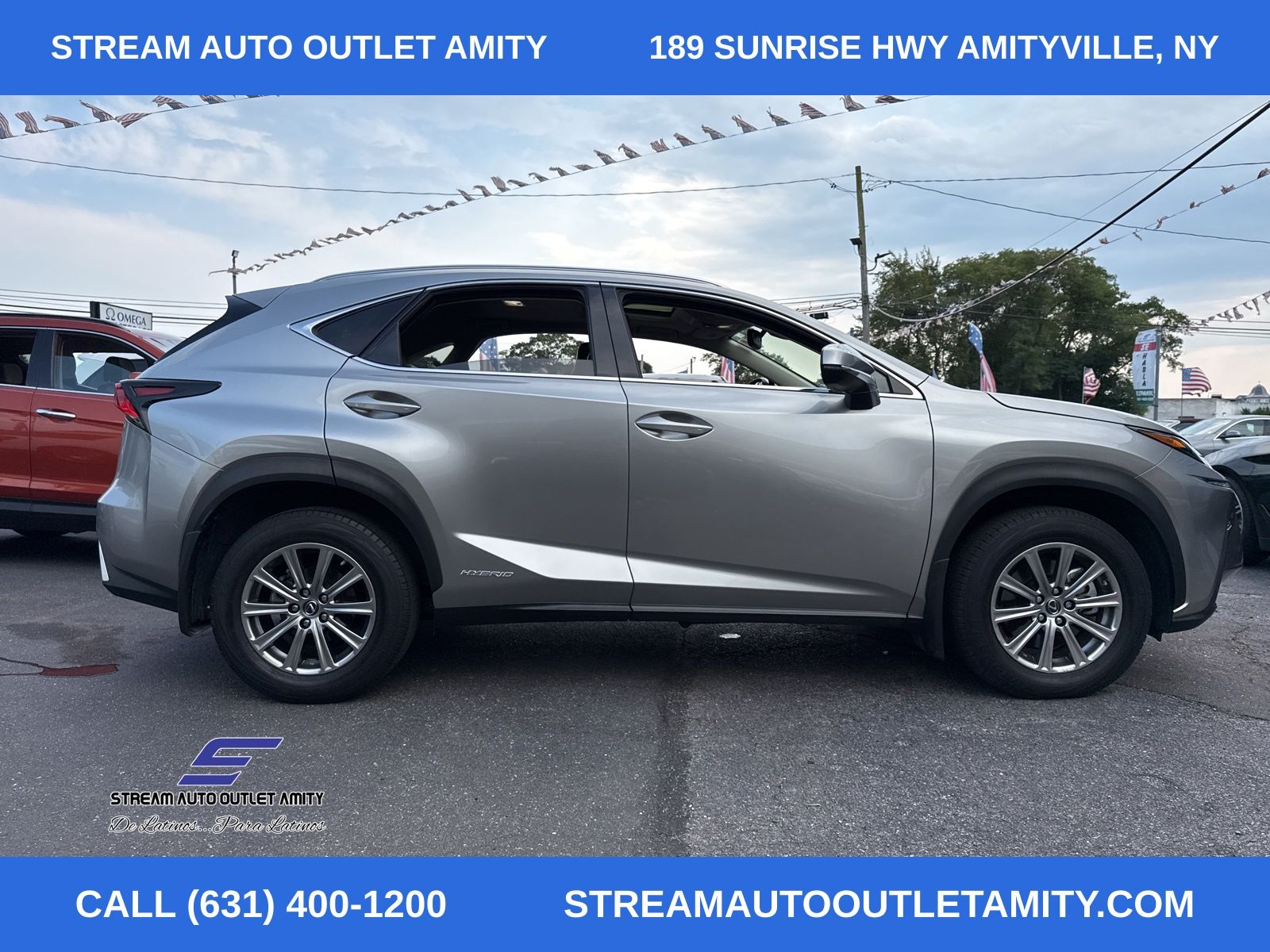 2021 Lexus NX 300h photo 10