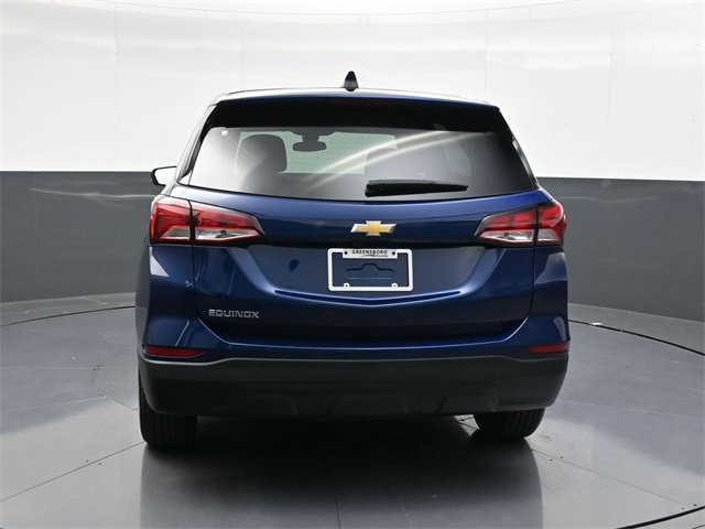 2023 Chevrolet Equinox LS photo 4