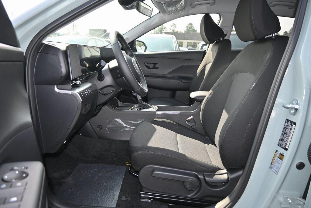 2026 Hyundai Kona SEL photo 9