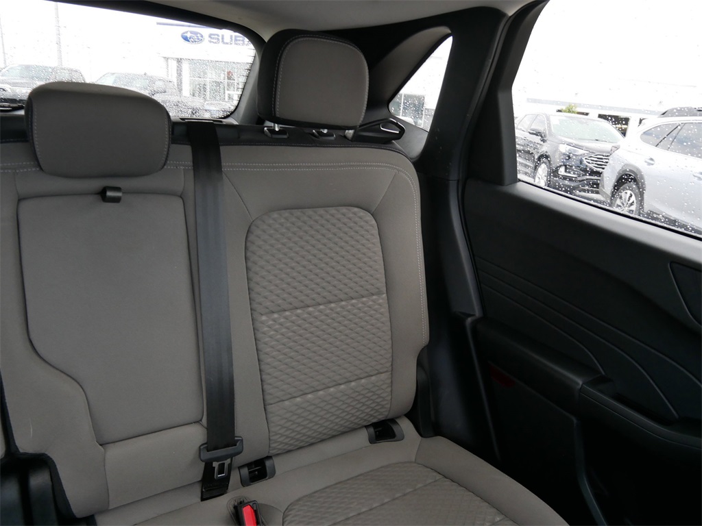 2022 Ford Escape SE photo 12