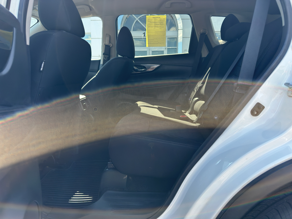 2020 Nissan Rogue SV photo 11
