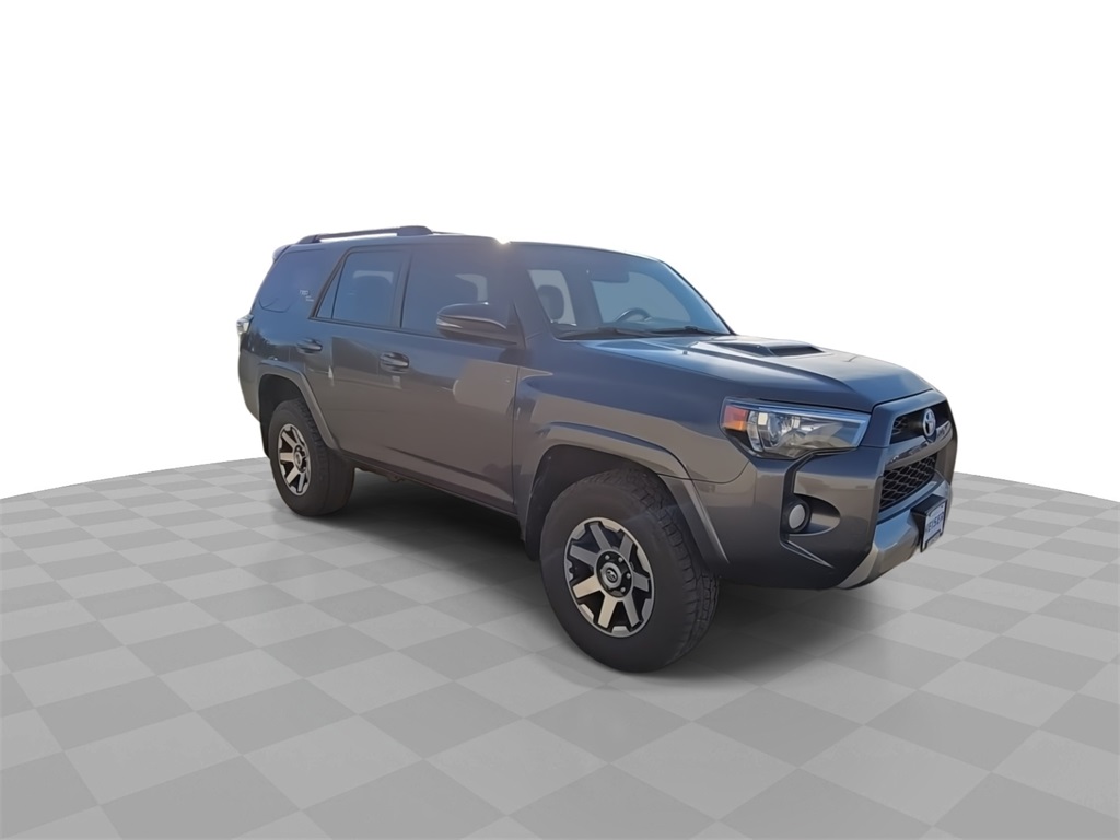 2019 Toyota 4Runner TRD Off-Road Premium photo 2
