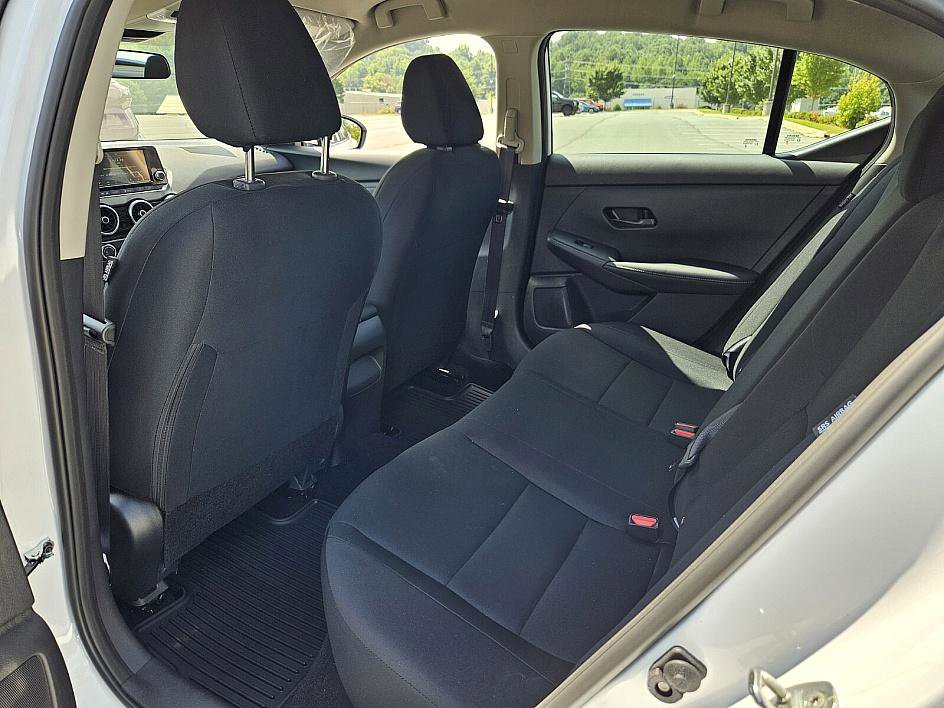 2025 Nissan Sentra S photo 8