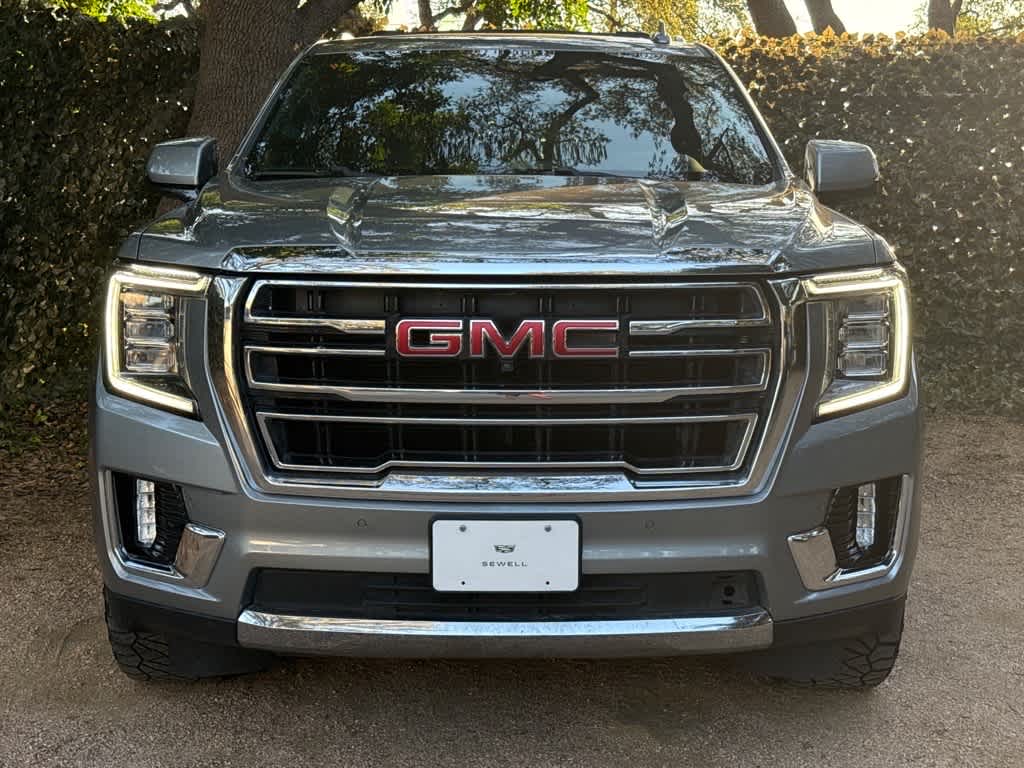2023 Gmc Yukon SLT photo 2