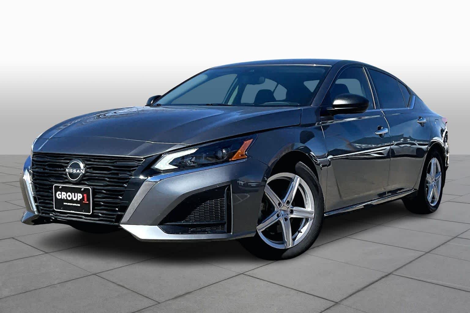 2024 Nissan Altima SV