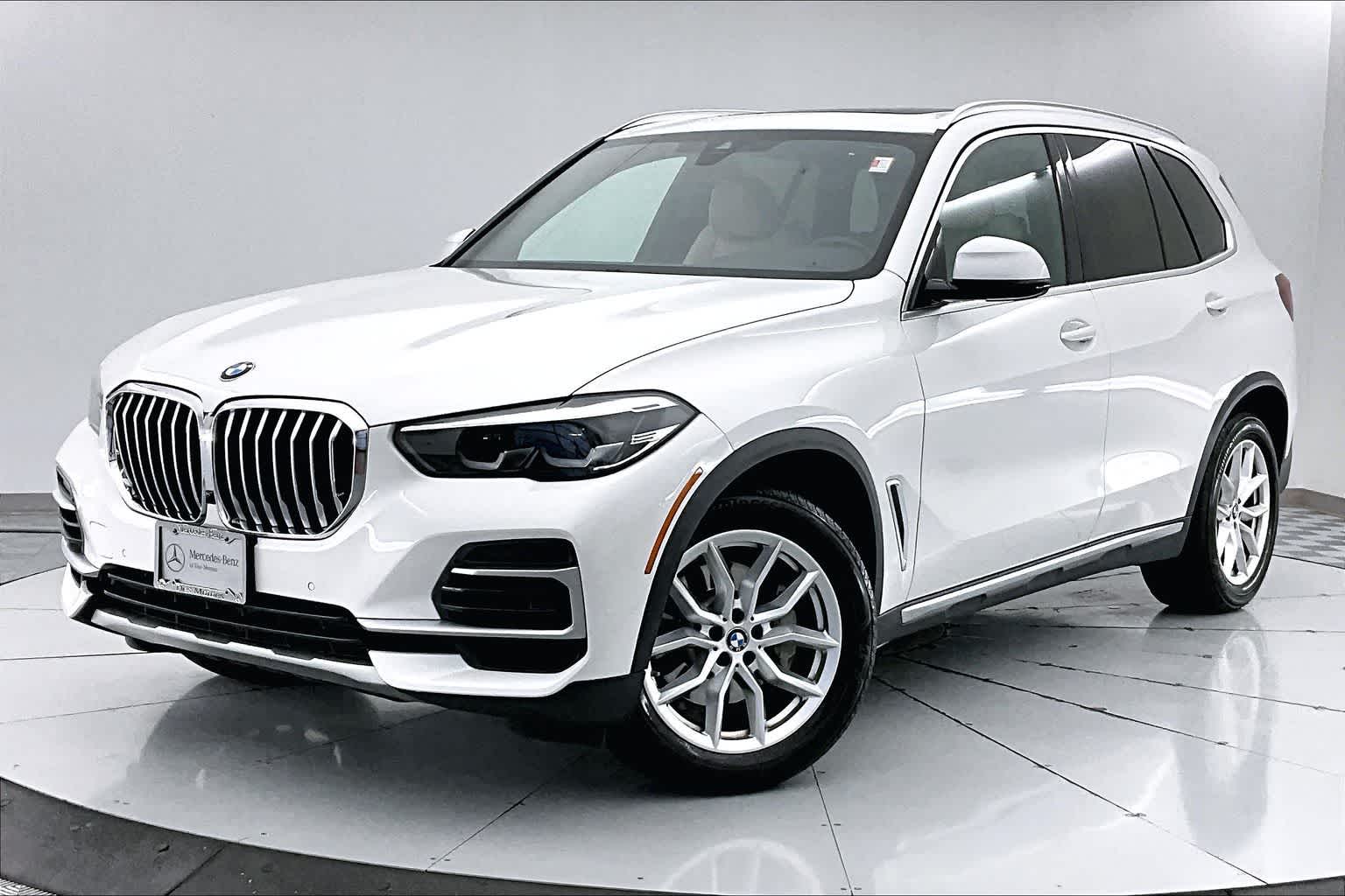 2022 BMW X5 40i's photo