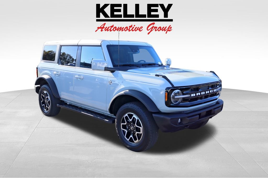 2024 Ford Bronco 4-Door Outer Banks's photo