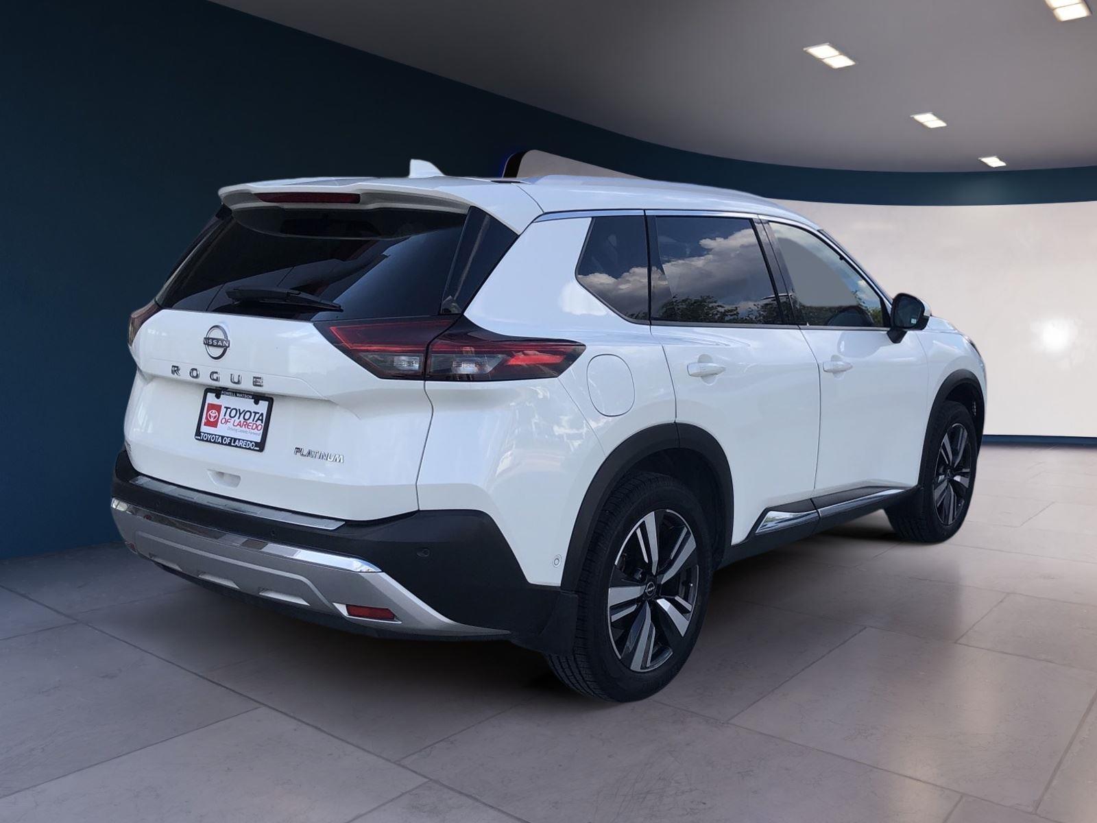2023 Nissan Rogue Platinum photo 5