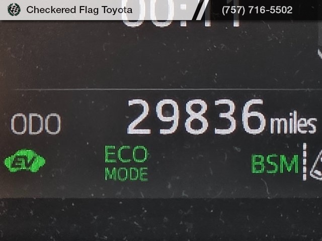 2022 Toyota Camry Hybrid photo 11