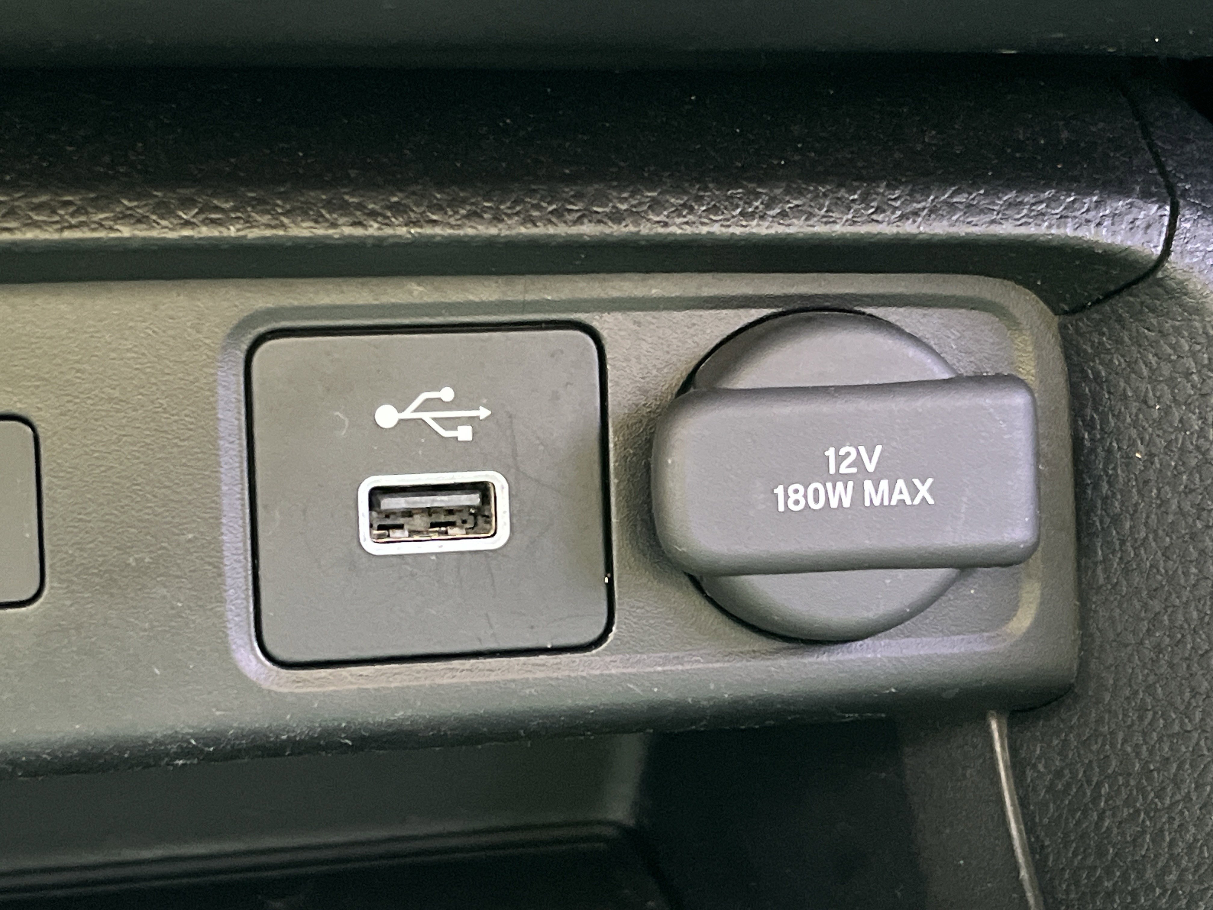 2022 Honda Civic Sport photo 2