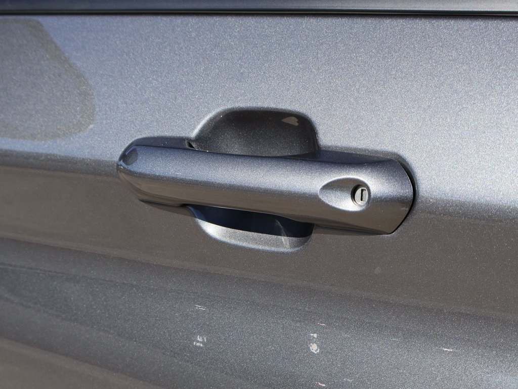 2025 Ford Explorer Platinum photo 21