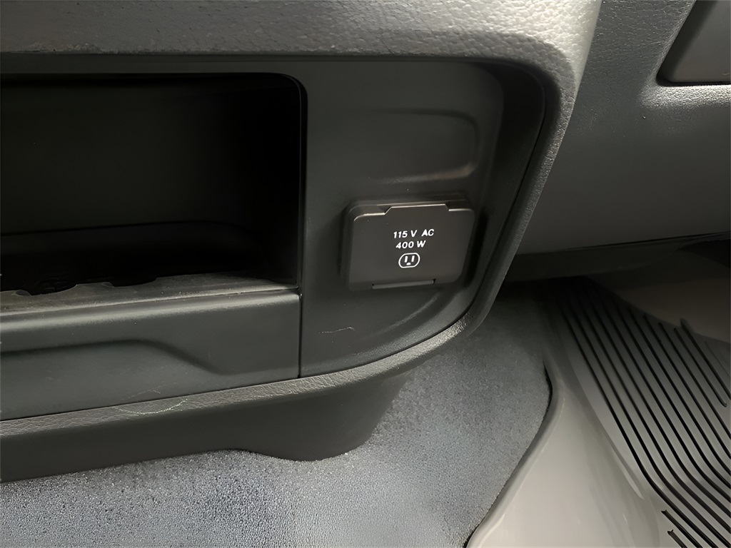 2024 Ram 4500 SLT photo 29