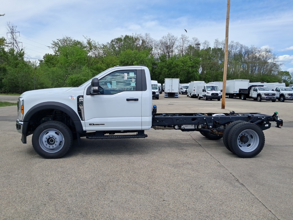 2024 Ford F-450 XL photo 3