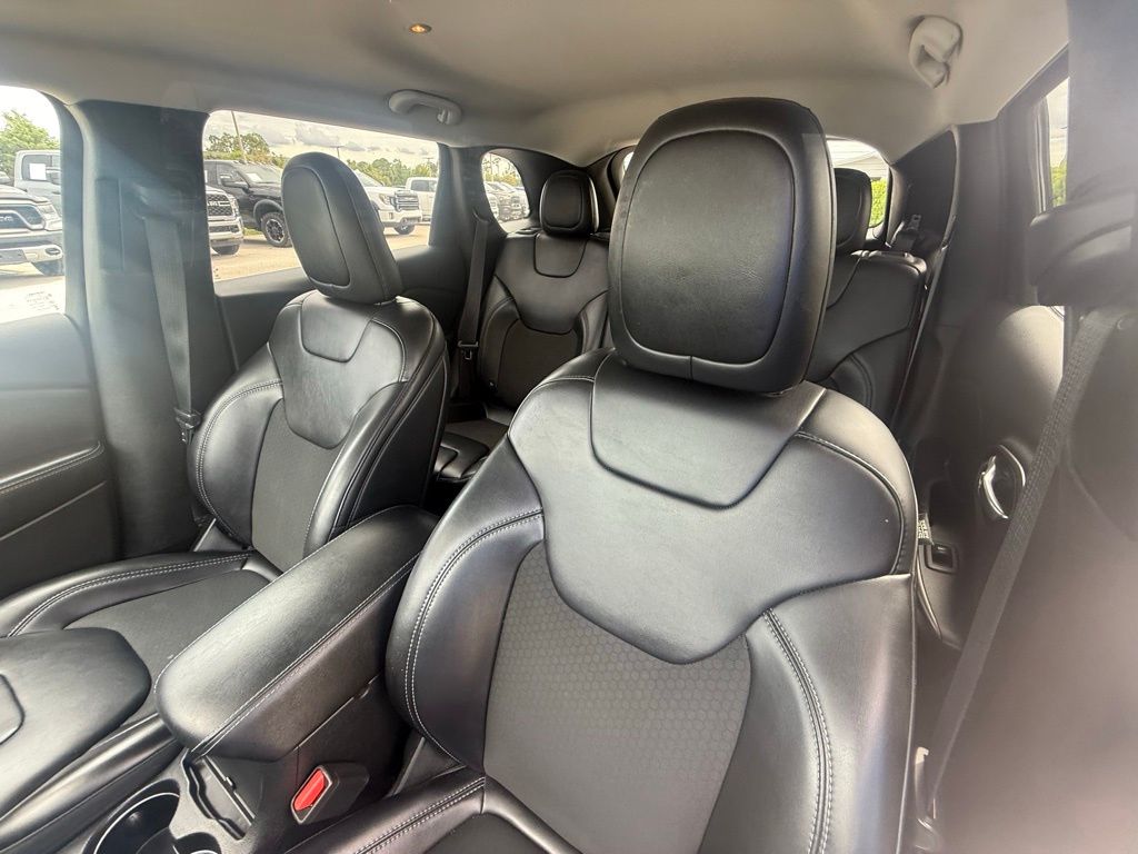 2019 Jeep Cherokee Latitude photo 20
