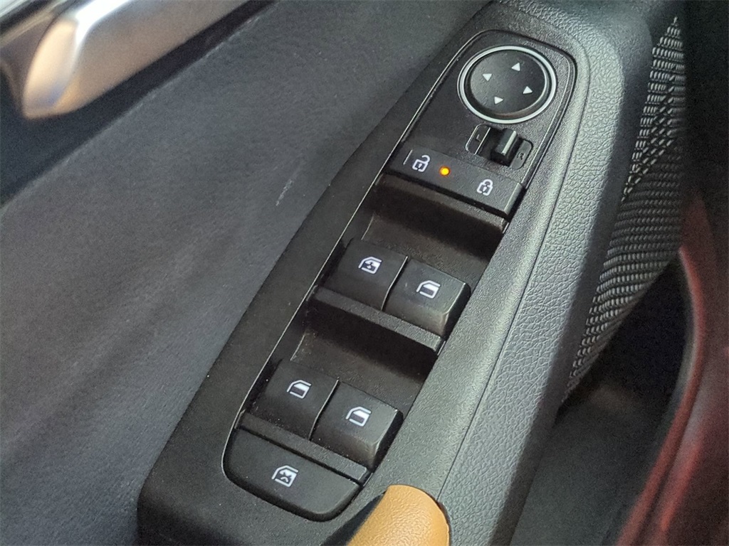 2024 Kia Seltos EX photo 18