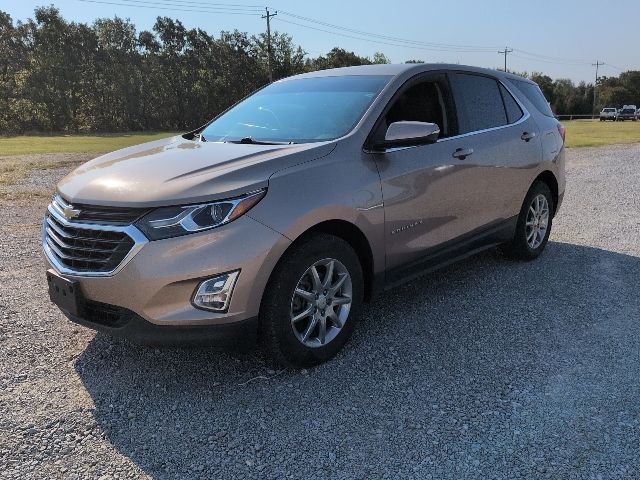 2019 Chevrolet Equinox LT photo 2