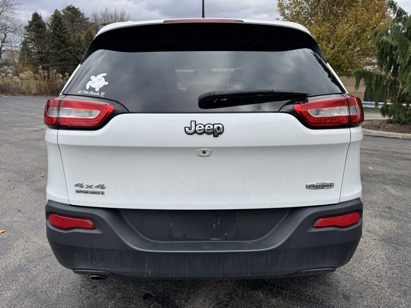 2018 Jeep Cherokee Latitude photo 3