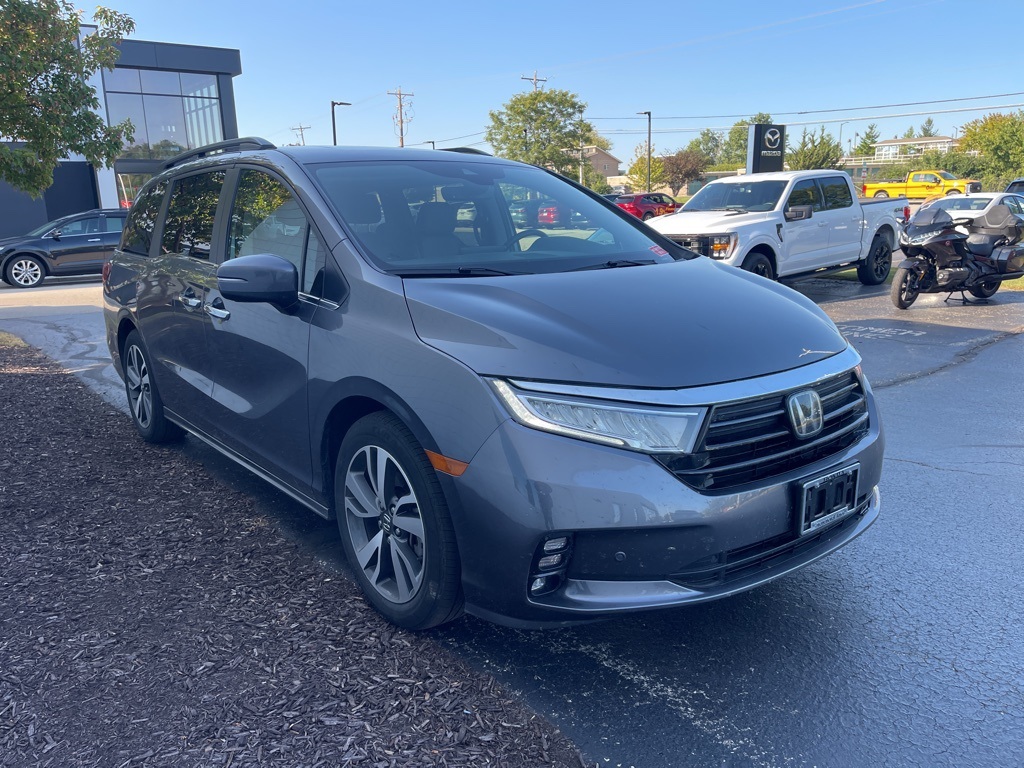 2023 Honda Odyssey Touring photo 4