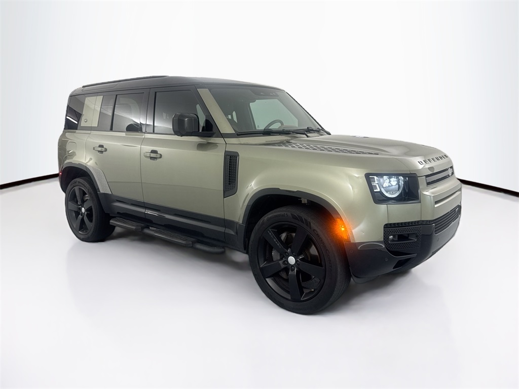 2023 Land Rover Defender 110 X-Dynamic SE photo 3