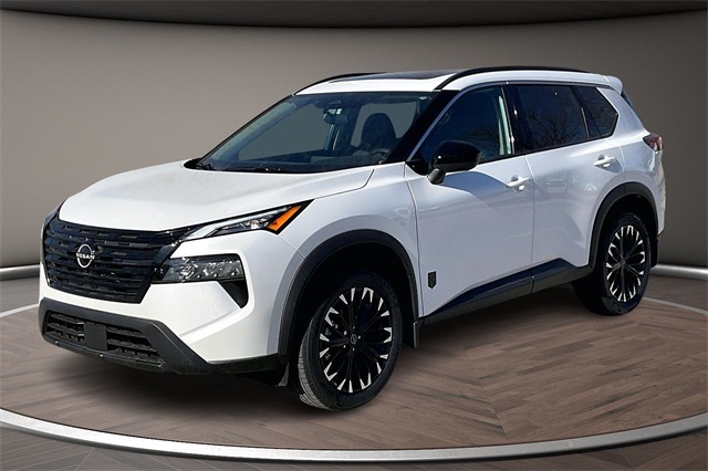 2026 Nissan Rogue Dark Armor's photo