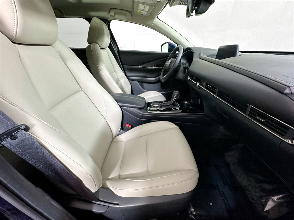 2025 Mazda CX-30 2.5 S Preferred photo 10