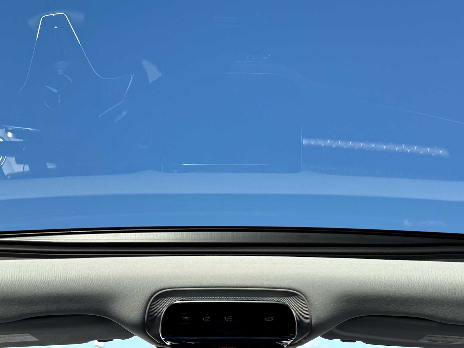 2025 Mercedes-Benz E-Class E350 - Photo 25