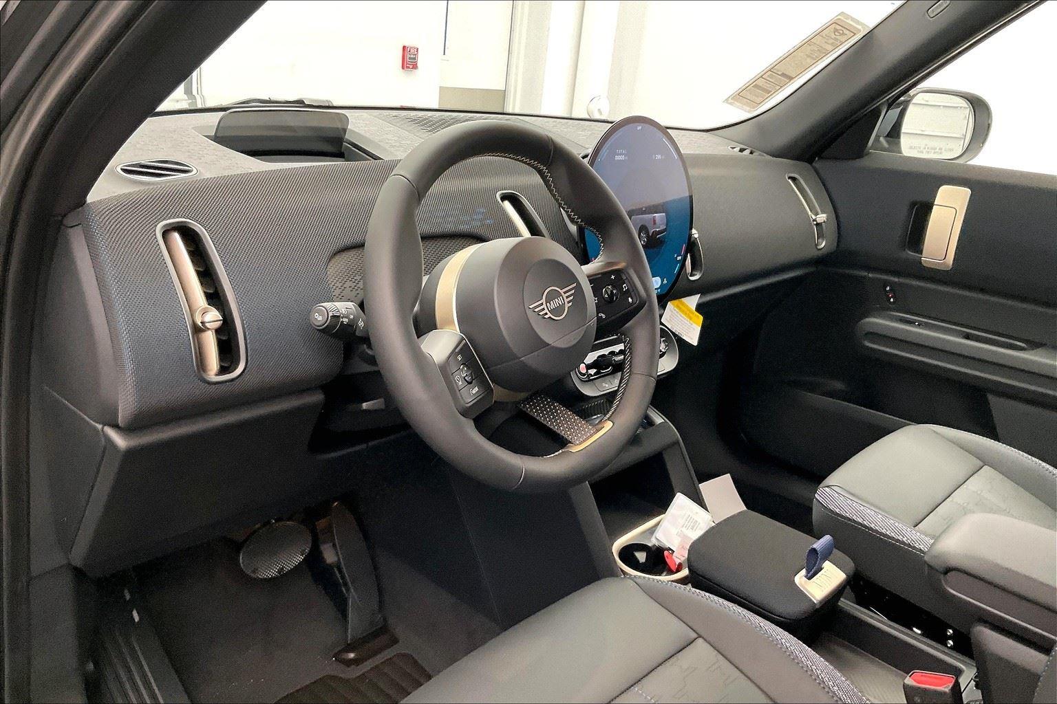 2026 Mini Countryman S ALL4 photo 2