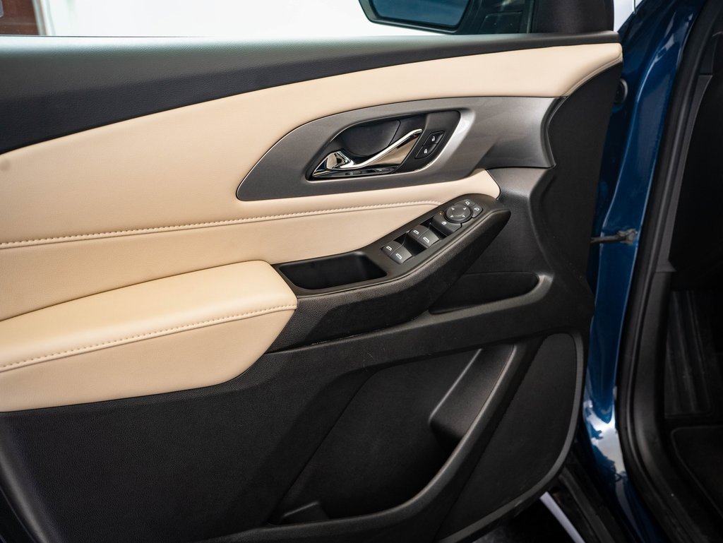 2023 Chevrolet Traverse LS photo 16