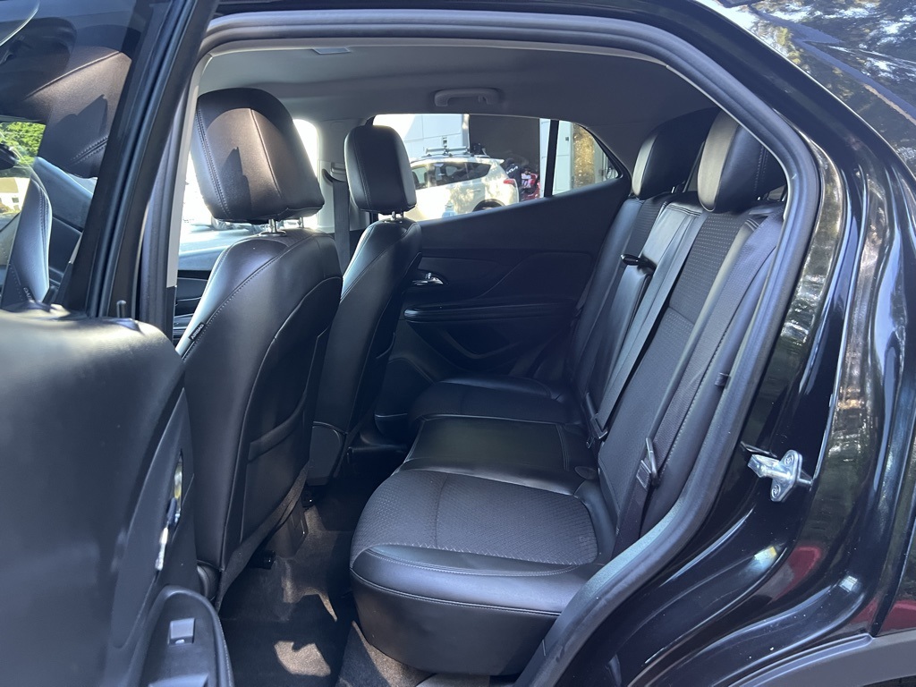 2022 Buick Encore Preferred photo 7