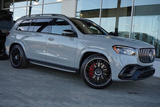 2026 Mercedes-Benz GLS AMG GLS 63's photo